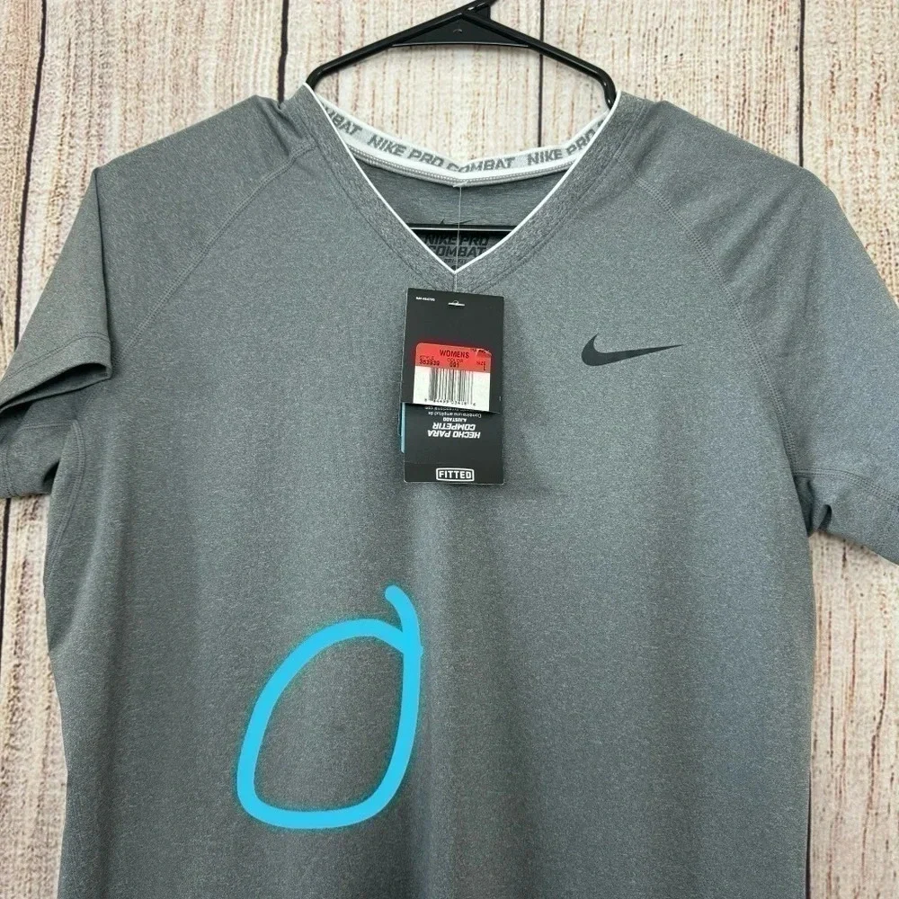 Nike Pro Womens athletic Shirt size Large - Picture 10 of 10